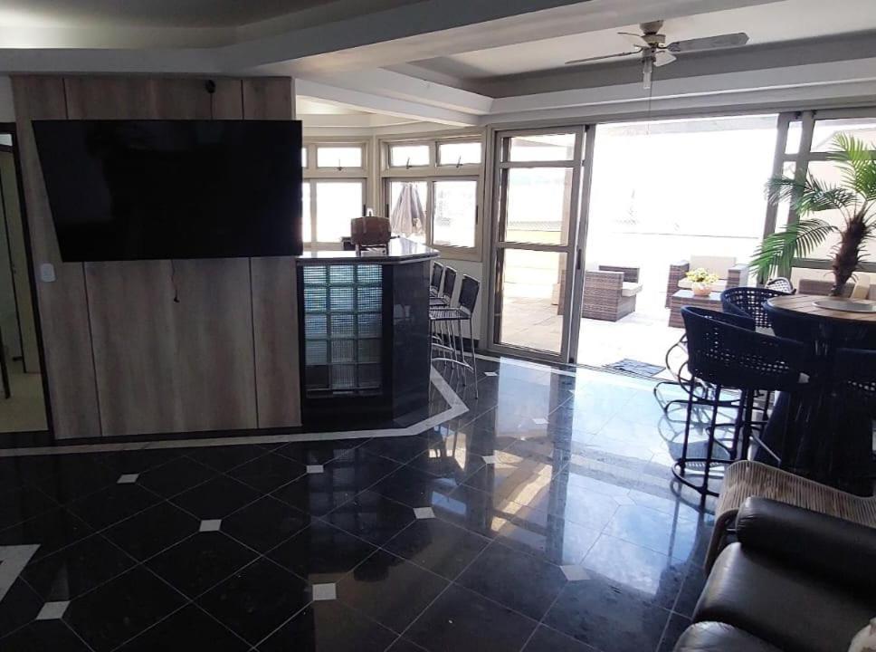 Triplex Cabo Frio Apartment Exterior photo
