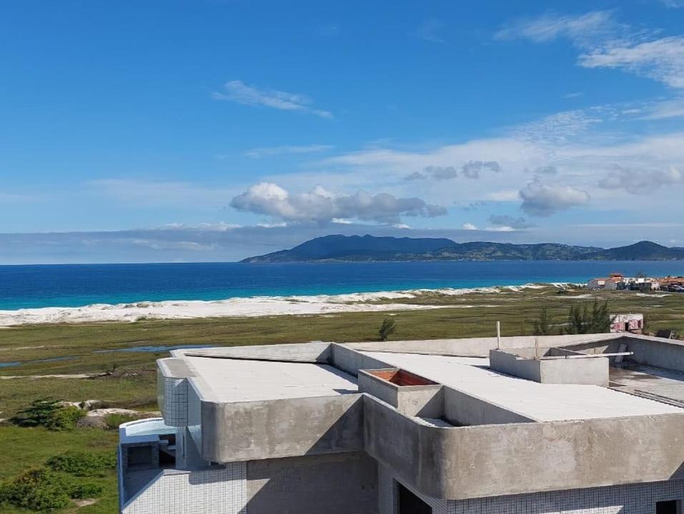 Triplex Cabo Frio Apartment Exterior photo